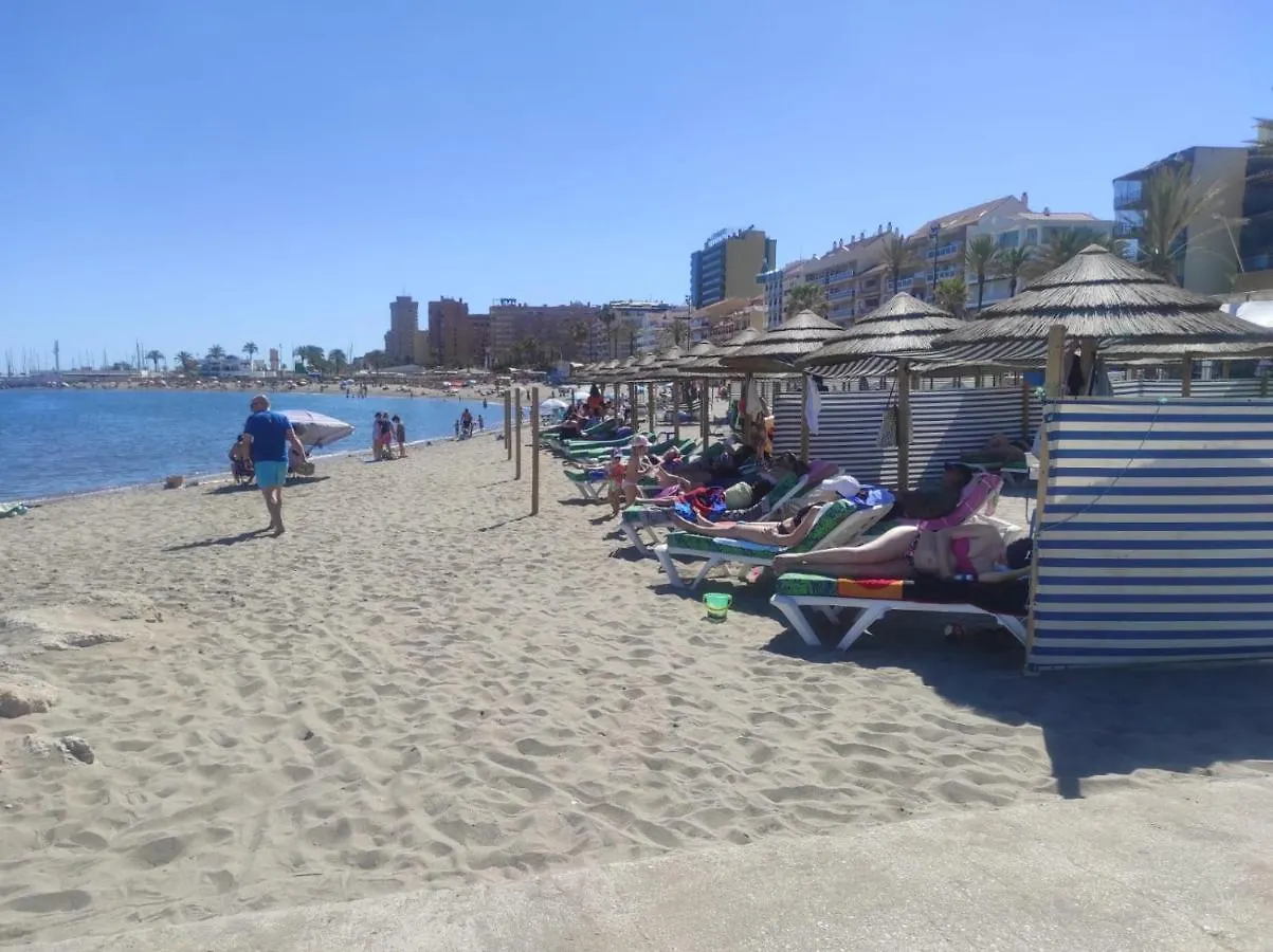 Los Boliches Holidays Suites 푸엔히롤라 0*,